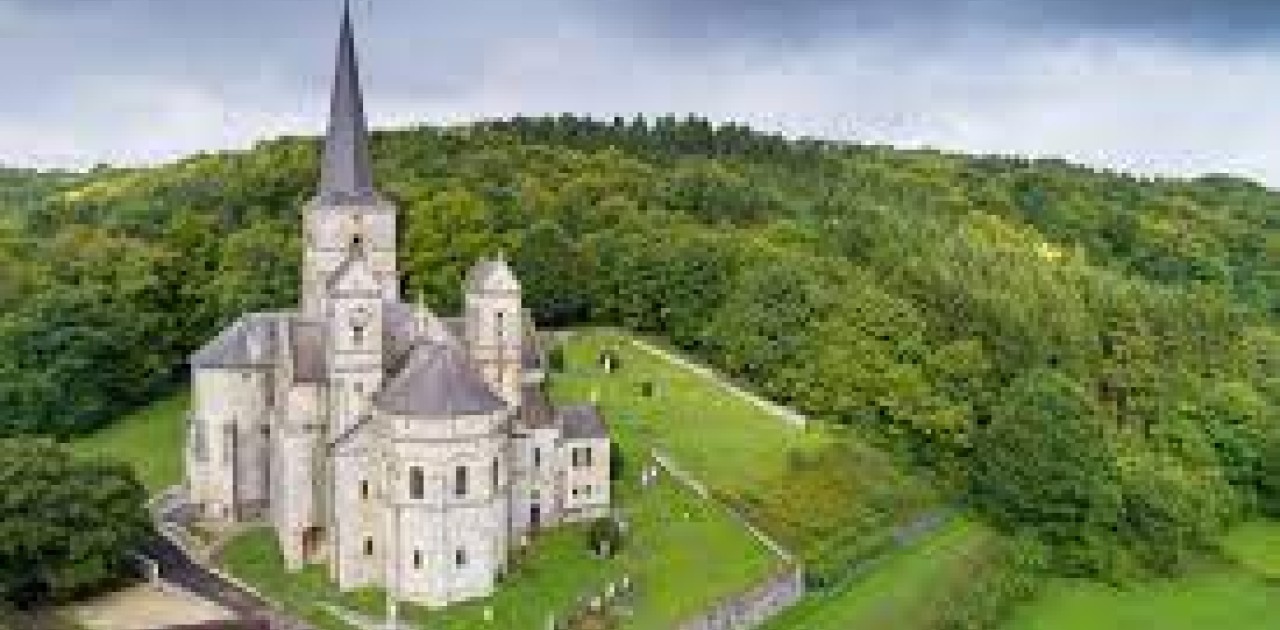 Les amis de l église de Mont devant Sassey au sénat pour la sauvegarde